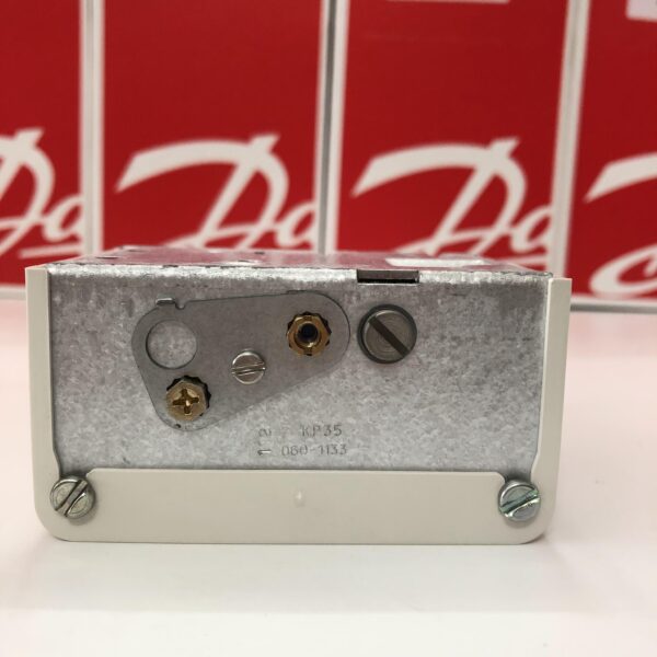 Công tắc áp suất Danfoss KP35 - C/N: 060-113391 - Ảnh 3