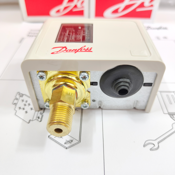 Công tắc áp suất Danfoss KPI35, Range -0.2 - 8bar - 060-121966 - Ảnh 3