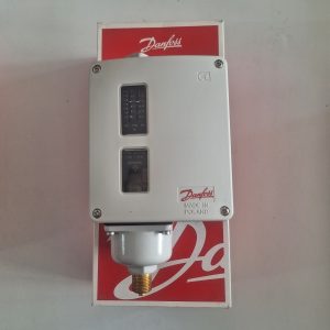 Thiết bị điều chỉnh áp suất RT121 - C/N: 017-521566